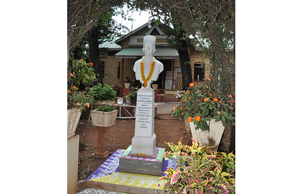 Bust of Dr Rustom Billimoria